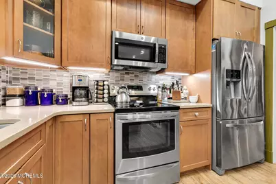 42 York Avenue, Port Monmouth, NJ 07758 - Photo 6