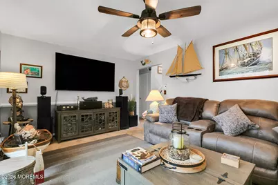 42 York Avenue, Port Monmouth, NJ 07758 - Photo 2