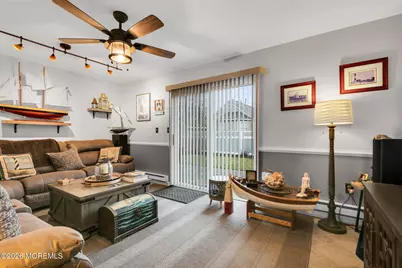 42 York Avenue, Port Monmouth, NJ 07758 - Photo 24