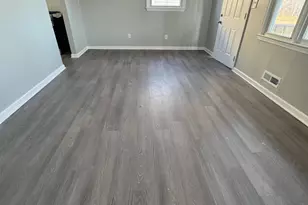 40 Liberty St, Freehold, NJ 07728 - Photo 4