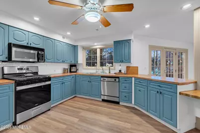 34 Southview Terrace, Middletown, NJ 07748 - Photo 38