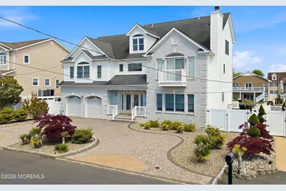 17 Lagoon Drive W, Toms River Township, NJ 08753 - Photo 12
