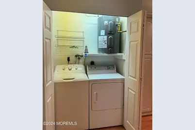 95 Lexington Court, Red Bank, NJ 07701 - Photo 8