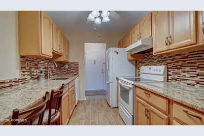 151 Amberly Drive #A, Manalapan Township, NJ 07726 - Photo 4