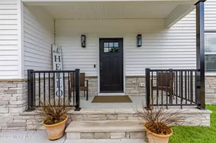 622 Lighthouse Dr, Manahawkin, NJ 08050 - Photo 1