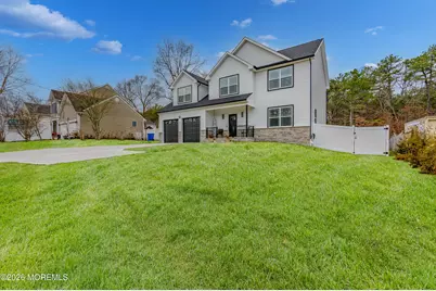 622 Lighthouse Drive, Manahawkin, NJ 08050 - Photo 2