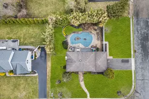 14 Hartshorne Rd, Ocean Twp, NJ 07712 - Photo 4