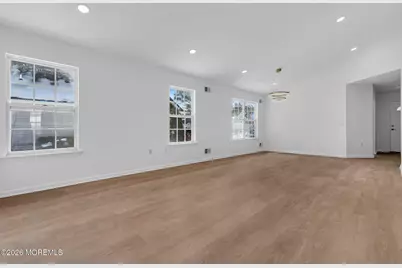 11 Schoolhouse Lane, Lakewood, NJ 08701 - Photo 4