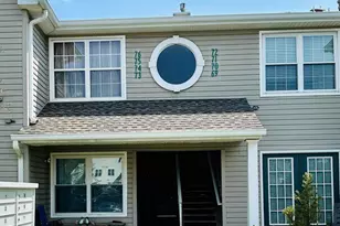 76 Des Moines Ct, Tinton Falls, NJ 07712 - Photo 2