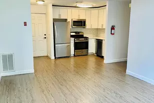 76 Des Moines Ct, Tinton Falls, NJ 07712 - Photo 4