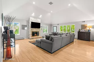 25 Muncy Dr, West Long Branch, NJ 07764 - Photo 52