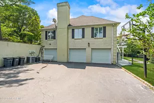 25 Muncy Dr, West Long Branch, NJ 07764 - Photo 86