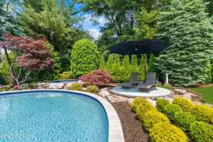 25 Muncy Dr, West Long Branch, NJ 07764 - Photo 14