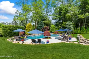 25 Muncy Dr, West Long Branch, NJ 07764 - Photo 12