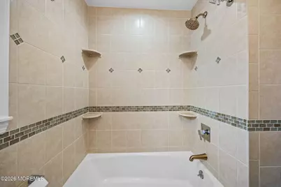 350 East Road, Belford, NJ 07718 - Photo 18