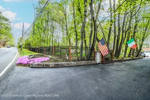 2 Agress Rd, Millstone Township, NJ 08535 - Photo 36