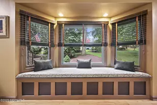 72 Fox Chase Ct, Freehold, NJ 07728 - Photo 14