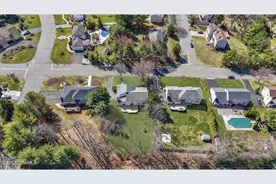 34 Knob Hill Road, Morganville, NJ 07751 - Photo 6