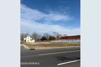 82 E Bay Avenue, Manahawkin, NJ 08050 - Photo 4