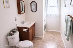 1233 Audubon Dr, Toms River Township, NJ 08753 - Photo 8