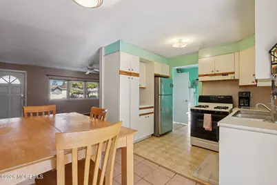 2318 Cardinal Drive, Point Pleasant, NJ 08742 - Photo 10