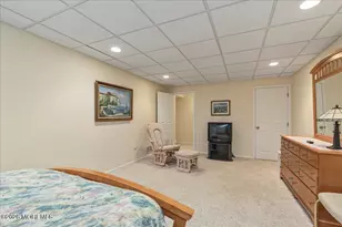 5 Tara Ct, Holmdel, NJ 07733 - Photo 32