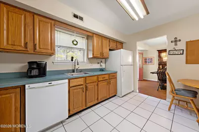 58 Hazel Drive, Freehold, NJ 07728 - Photo 12