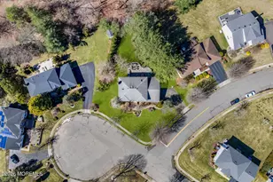 37 Carrie Dr, Marlboro Township, NJ 07746 - Photo 4