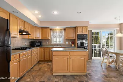 75 Oak Ridge Lane, Manahawkin, NJ 08050 - Photo 10