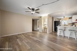 39 Cambridge Ct, Lakewood, NJ 08701 - Photo 4