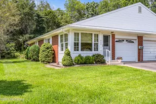 614 Willow Ln, Whiting, NJ 08759 - Photo 2