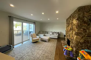 60 Larchwood Ave, Oakhurst, NJ 07755 - Photo 8