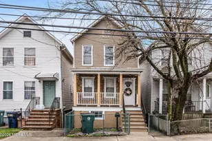 528 High St, Perth Amboy, NJ 08862 - Photo 1