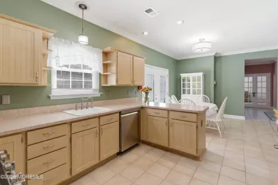 1060 E Veterans Highway, Jackson, NJ 08527 - Photo 12