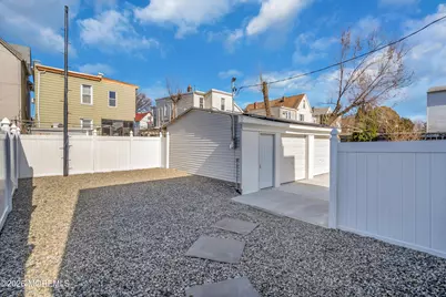11 E 43rd Street, Bayonne, NJ 07002 - Photo 4