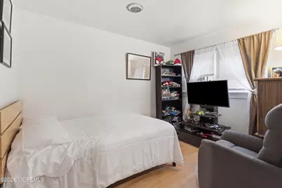 30 Mountain Avenue, Hazlet Township, NJ 07730 - Photo 16