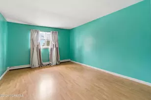 30 Mountain Ave, Hazlet Township, NJ 07730 - Photo 18