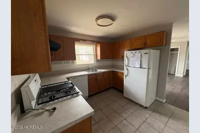 134 Red Bank Avenue, Bayville, NJ 08721 - Photo 4