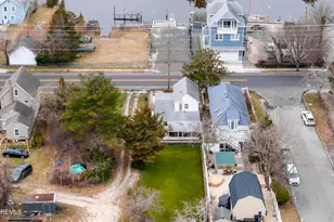 233 S Green St, Tuckerton, NJ 08087 - Photo 22