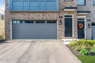 2 Valiant Ct, Middletown, NJ 07748 - Photo 40