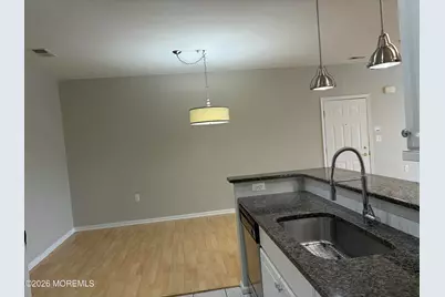 610 Sophee Lane, Lakewood, NJ 08701 - Photo 4