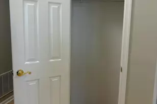 610 Sophee Ln, Lakewood, NJ 08701 - Photo 12