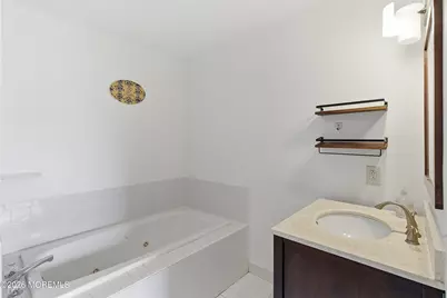 44 Kingfisher Court, Marlboro Township, NJ 07746 - Photo 16