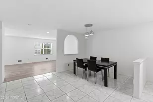 44 Kingfisher Ct, Marlboro Township, NJ 07746 - Photo 6