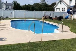 317 Roosevelt Ave, Oakhurst, NJ 07755 - Photo 2