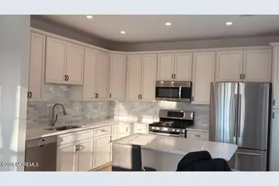 674 St Andrews Place, Manalapan Township, NJ 07726 - Photo 2