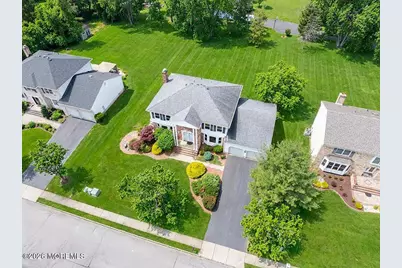 4 Arie Drive, Marlboro Township, NJ 07746 - Photo 2