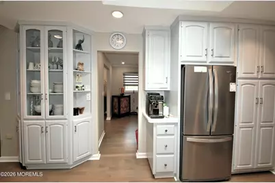 32 Cameron Court, Freehold, NJ 07728 - Photo 10