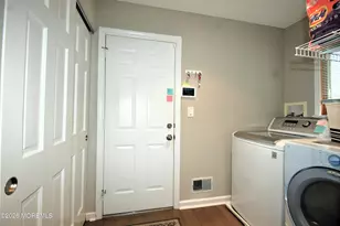 32 Cameron Ct, Freehold, NJ 07728 - Photo 30