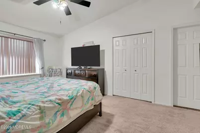 24 Catherine Court, Laurence Harbor, NJ 08879 - Photo 14